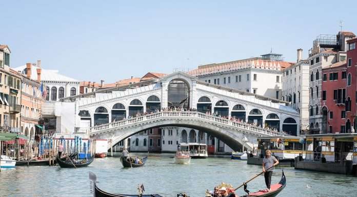 Carampane e Fondamenta del Buso: a Venezia tra prostitute e curiosità Fondamenta del Buso