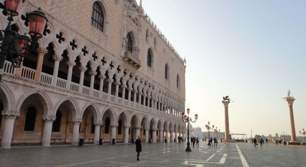 statua del todaro statua di san marco patrono di venezia sgaialand magazine angela forin