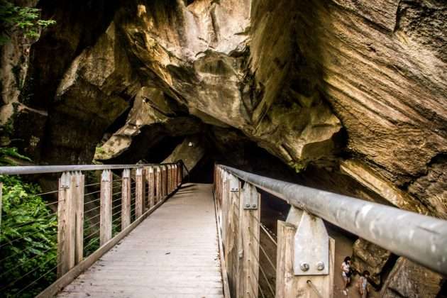 Le Grotte del Caglieron elisa parente corte dovetiporto sgaialand magazine