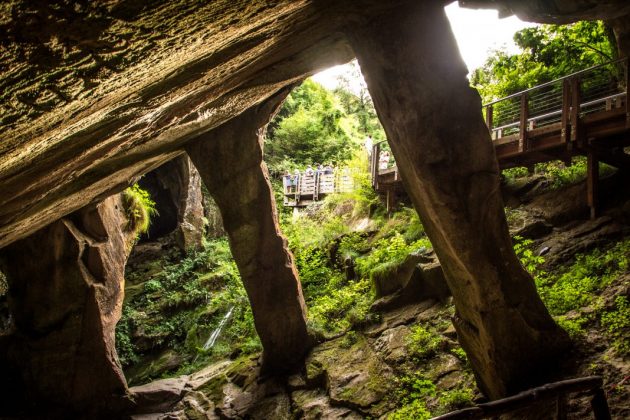 Le Grotte del Caglieron elisa parente corte dovetiporto sgaialand magazine