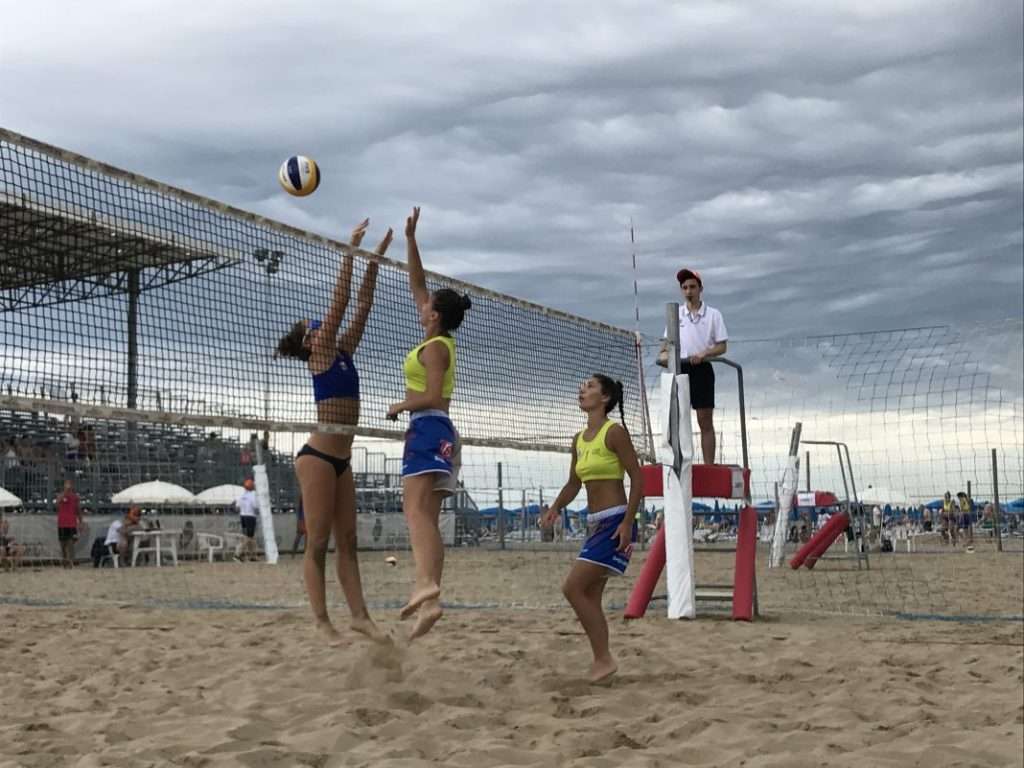 traveling beach volley school rovigo sgaialand magazine sport veneto