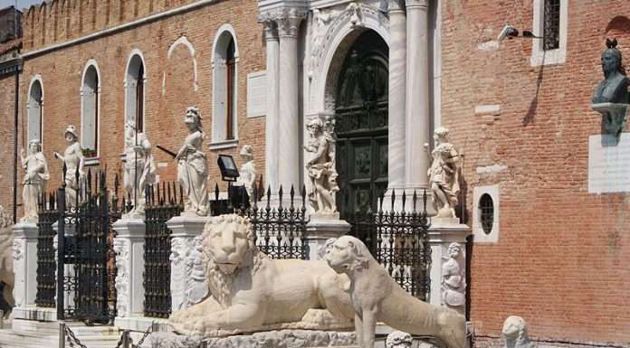 Misteri del Veneto: uno stregone, un incantesimo e 4 leoni di pietra che si animano misteri del veneto leoni arsenale venezia sgaialand magazine angela forin tradizioni veneto leggende