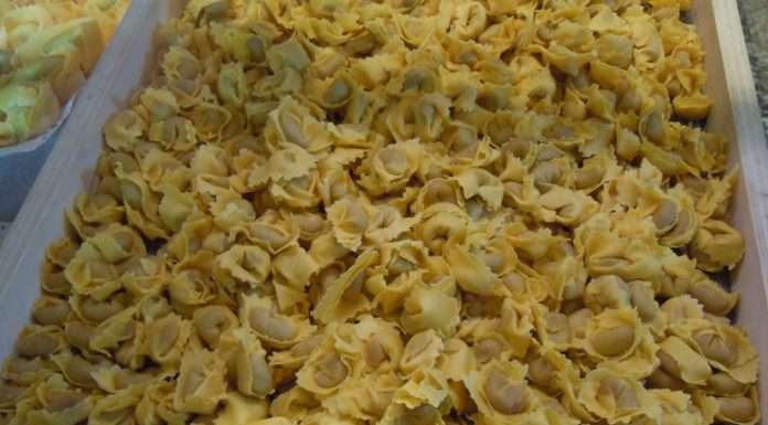 I segreti e la storia dei tortellini di Valeggio nodo d'amore, tortellini di valeggio sul mincio sgaialand magazine verona lago di garda ristoranti veneto lombardia cibo food