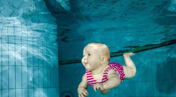 Acquaticità neonatale: una meravigliosa avventura in totale sicurezza acquaticità neonatale sgaialand magazine piscine di vicenza veneto nuotare bambini neonati mamme