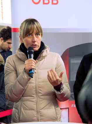 treno da venezia a vienna mercatini di natale villach veneto magazine elisa parente corte