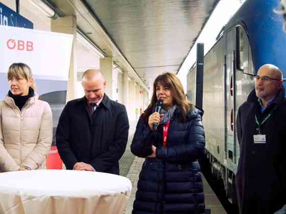 treno da venezia a vienna mercatini di natale villach veneto magazine elisa parente corte