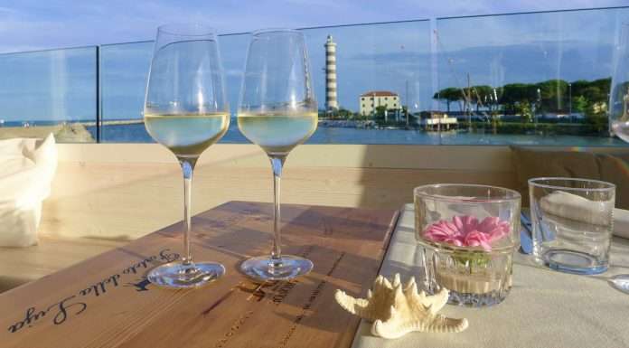 Terrazza Marcandole al Mare: a Jesolo l’alta cucina su una palafitta vista mare mercandole al mare