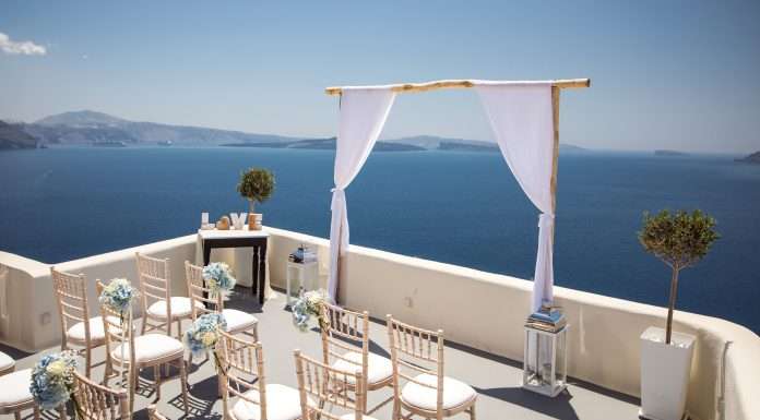 Sposarsi a Santorini o alle Seychelles? Ci pensa la wedding planner veneta Patricia Lynch! sposarsi a santorini o alle seychelles