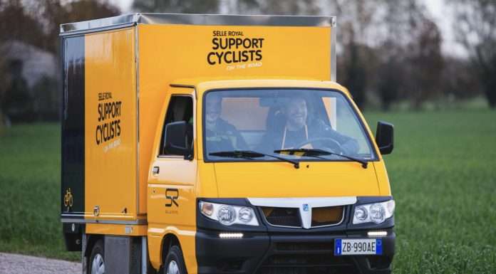 Arriva a Padova Support Cyclists On the Road: ripara gratis le biciclette e offre un caffè ai ciclisti Support Cyclists On the Road