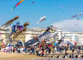 Beach & Kite Festival 2025: a Jesolo volare è una festa! Beach & Kite Festival Jesolo 2025